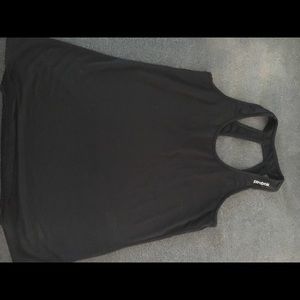 Great Reebok workout top!